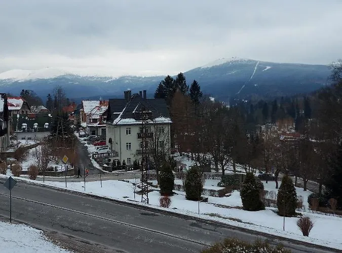 Luna * シクラルスカ・ポレンバ