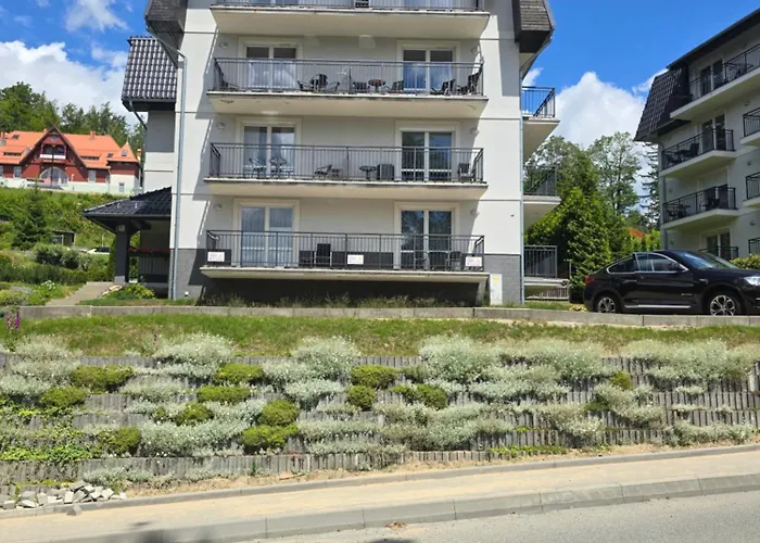 Luna シクラルスカ・ポレンバ